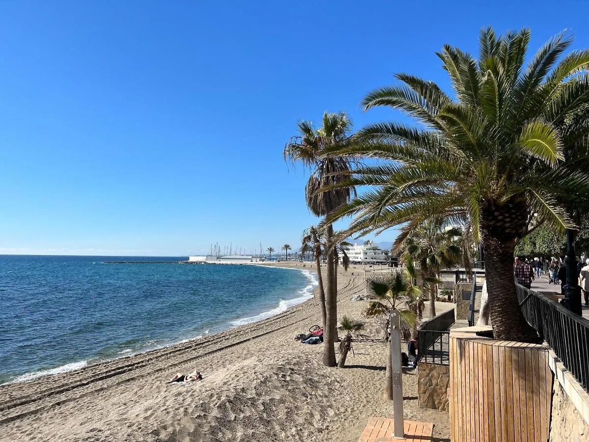 Apartment In Marbella Center With Private Parking 0*,