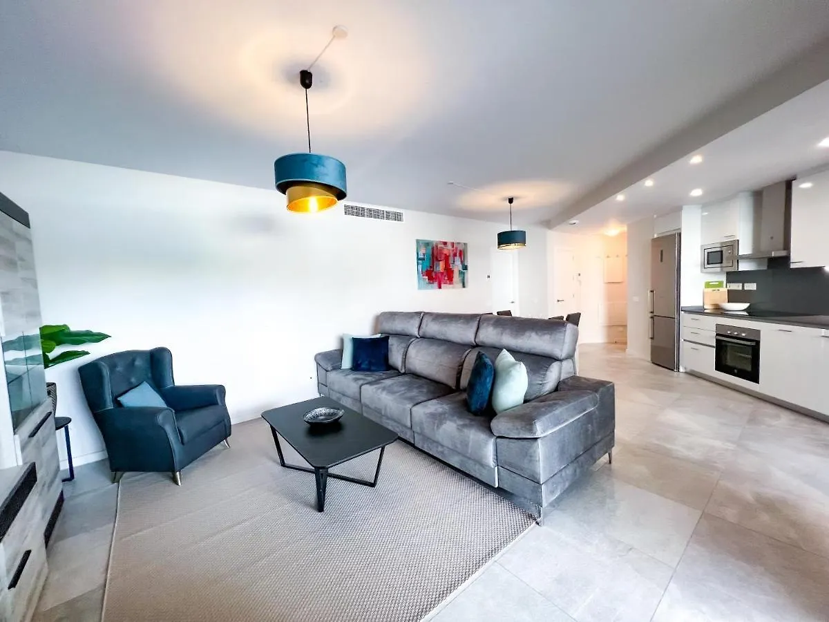 Apartment In Marbella Center With Private Parking